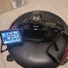 Canon 60d H-Alpha sensitive/converted for astro