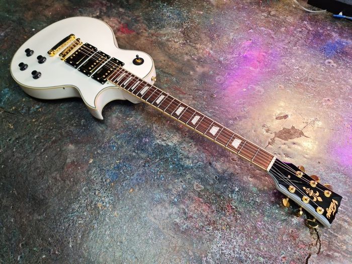 vintage brand les paul white and gold