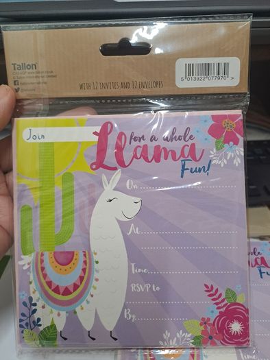 2 packs of Birthday Invitations