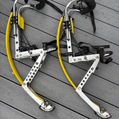 Skyrunner jumping Stilts