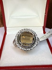 A beautiful silver ring with smokey quartz and white topaz.
