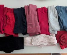 12 x Girl Tights (5-6yrs)