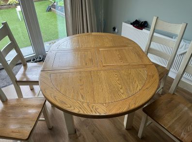 Ez Living Table & 4 Chairs