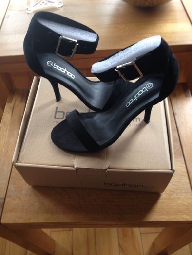 Black tie wide fit ankle band sandal