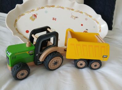 Tidlo Country Tractor and Trailer