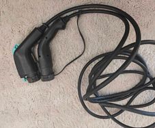 Type 1 to Type 2 EV electric car charging cable Nissan