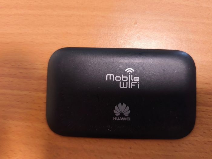 Huawei E5577-320 portable 4G WiFi modem