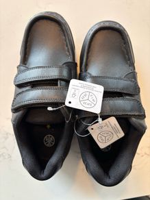 boys school  shoes Tesco size 1.5