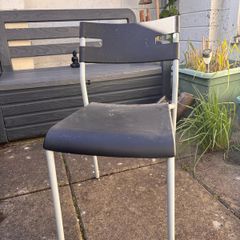 Chairs x4