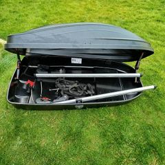 car roof bars and box