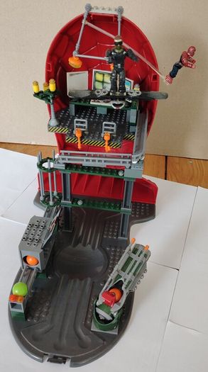Spider Man 3- Secret Lab Assault - Mega Bloks