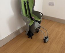 Child carrier for bike