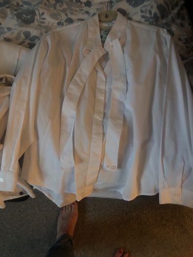 Ladies white show shirt as new