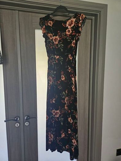Floral maxi dress