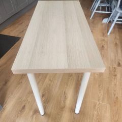 Linnmon desk