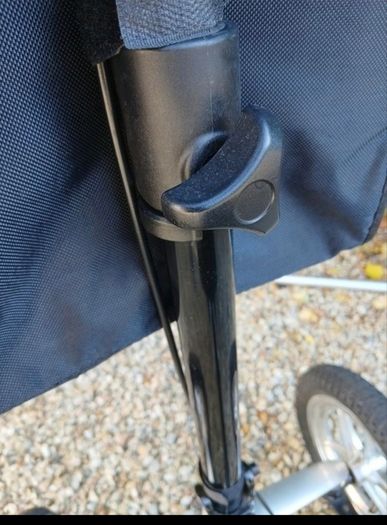 knee walker KneeScoot Quad 4 All Terrain knee scooter