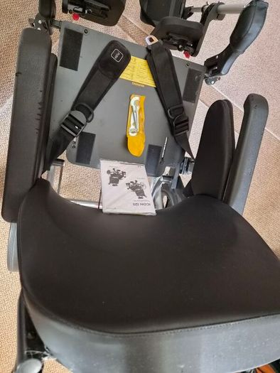 Icon 125 Adjustable Wheelchair