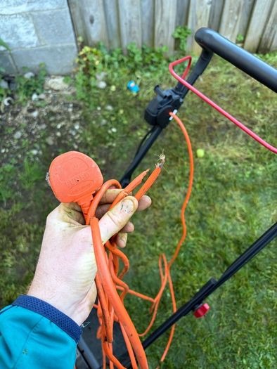 Electric Lawnmower