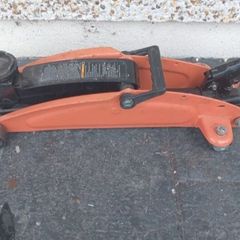 car jack