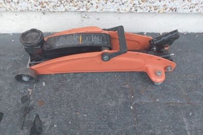 car jack