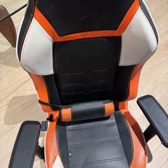 Read the ad, gaming chair ! - vertagear pl6000