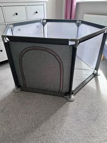 Mamia Playpen