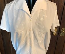 White Short Sleeve V-neck Blouse