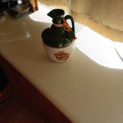 Vintage Bunratty Mead two-tone stoneware crock jug