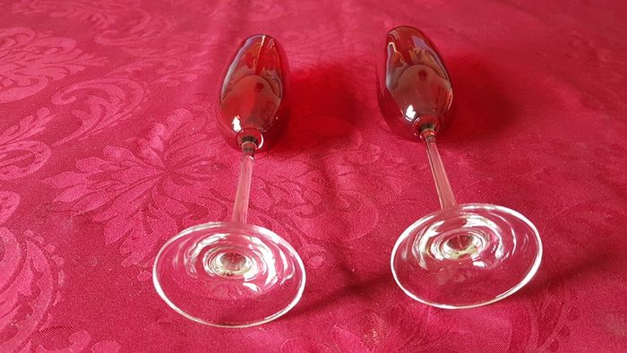 Pair Of Ruby Red Stemmed Toasting Champagne Flutes