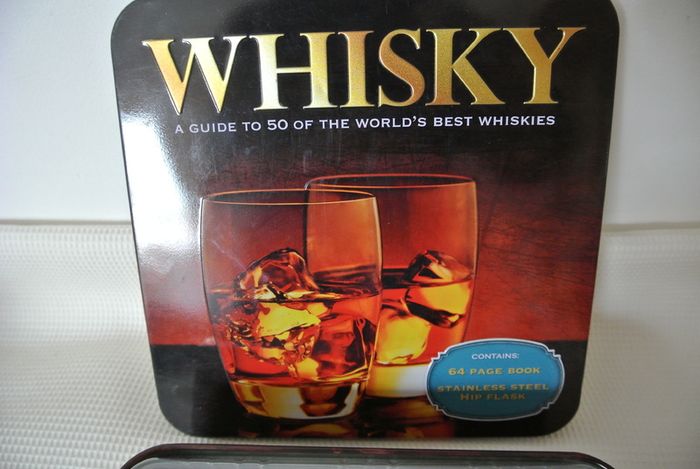 Whisky 6 Oz Hip Flask And Whisky Guide Book To 50 Of The World's Best Whiskies.
