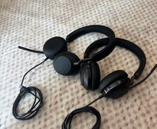 Headphone