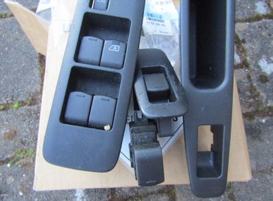 Nissan Qashqai J10 0r JJ10 or plus 2 handles, lock and door cards all available