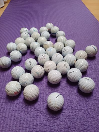 100s of golf balls for sale - Prov1s, Z star, Chromesoft, TP5 and lots of other cheaper balls