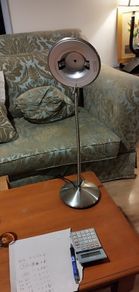 Desk lamp