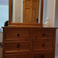 Chest of drawers with mirror