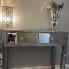 Console table
