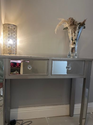 Console table