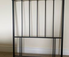 headboard