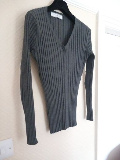 Paco Charcoal V Neck Ribbed Jumper