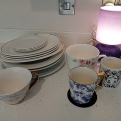 Plates & Mugs