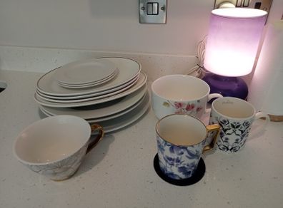 Plates & Mugs