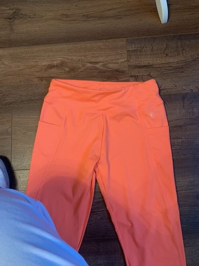 Leigh Tucker leggings. Size waist 26"