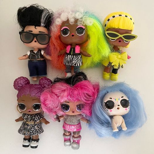 L.O.L dolls and Car