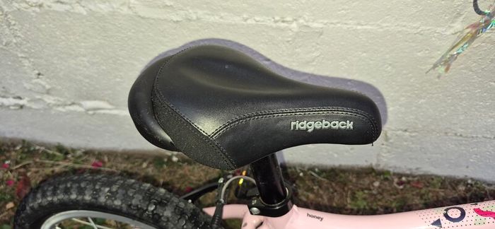 Ridgeback Honey 14in Wheel Kids Bike in Pink
