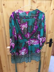 Monsoon top