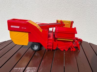 Bruder Grimme SE 75-30 Potato Digger Truck - Model Farm Machinery - Germany
