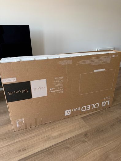 65 inches tv box