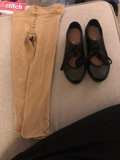 Tap Shoes - Child Size 9