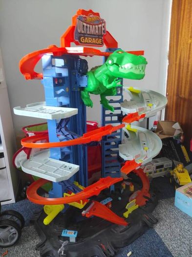 Hot wheels Garage