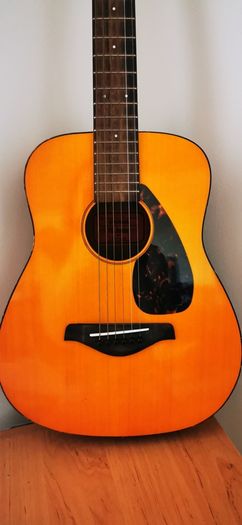 Yamaha 3/4 folk Guitar with Gigbag natural